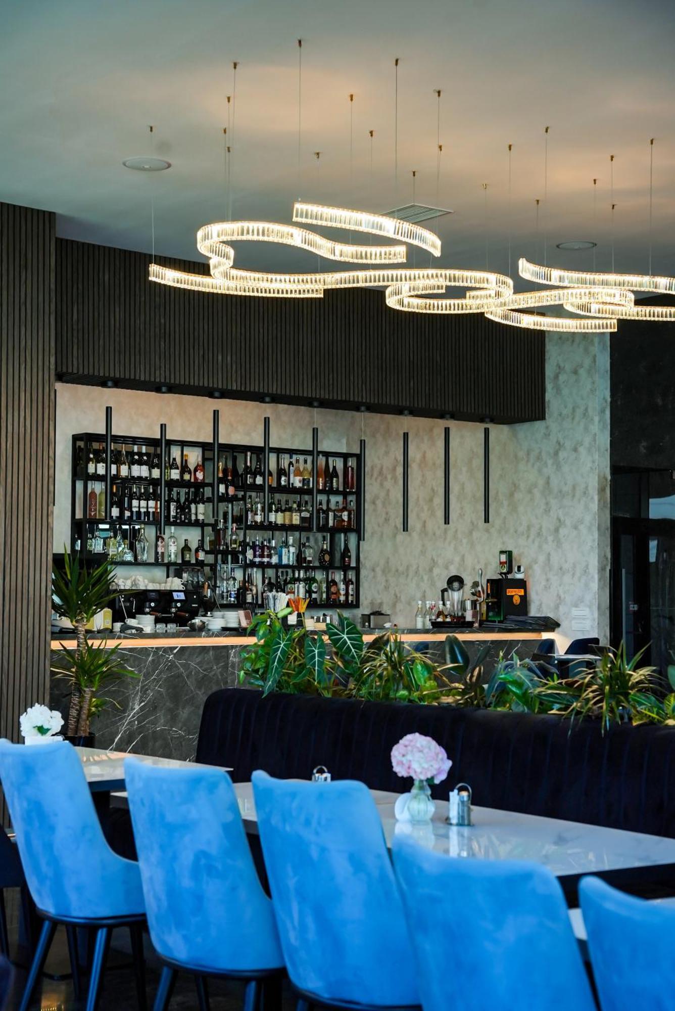 Panoramic Mamaia Hotel Bagian luar foto