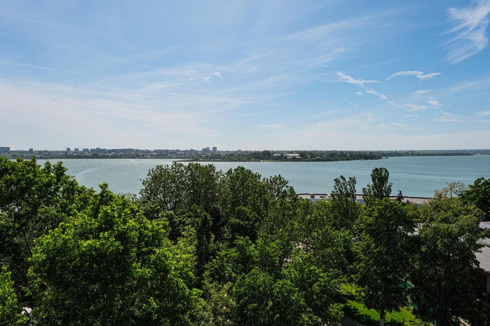 Panoramic Mamaia Hotel Bagian luar foto